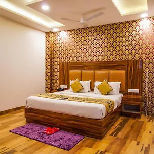 Olivia Entrance Delhi Airport Mahipalpur 3* New Delhi
